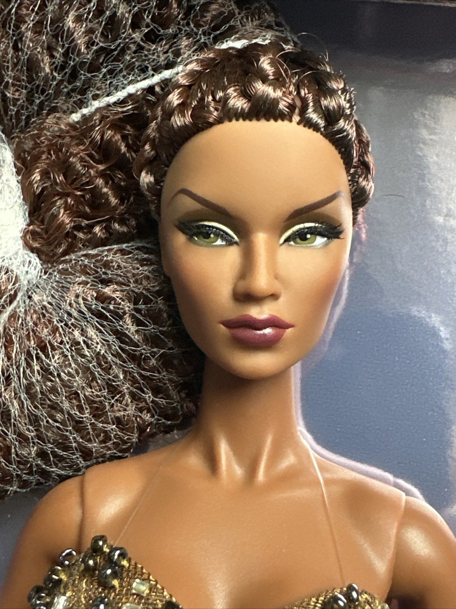 Integrity Toys Fashion Royalty Elements Of Enchantment Korinne Integrity Toys Fashion Royalty Elements Of Enchantment Korinne