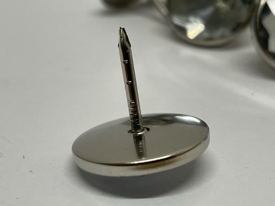 DIAMANTE BUTTONS CRYSTAL GLASS BUTTON NAIL BACK UPHOLSTERY FOR SOFA BEDS CHAIRS - Image 3 of 4