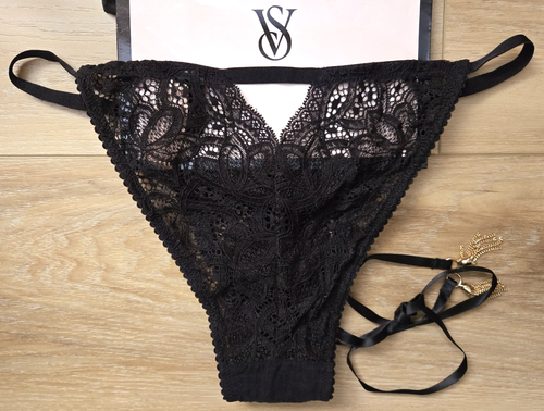 NWT Vintage Victoria's Secret Black Lace Keyhole Tassel String Bikini Panties S - Picture 2 of 3