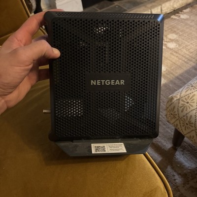 NETGEAR - Nighthawk - AC1900 - WiFi Cable Modem Router - C7000v2 - In Box