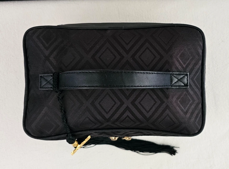 Estée Lauder Black Travel Cosmetic Bag Size 9"L x 6"W x 5"H With Brush Bag - Image 4 of 4