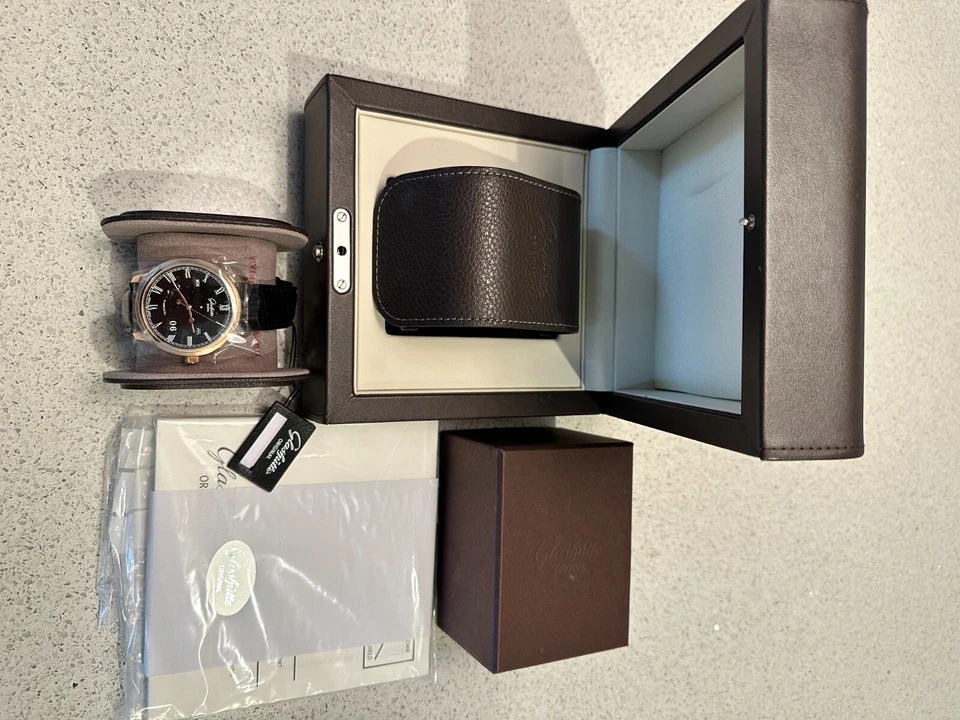 Nuevo GLASHUTTE Senator Calendario Perpetuo Esfera Negra Oro Rosa 18K100-02-25-05-05 Foto 2 de 4