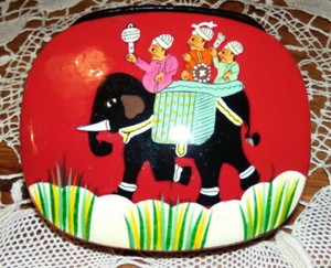 Boite Artisanale Coffret Papier Mache Peint A La Main La Chasse Royale Ebay