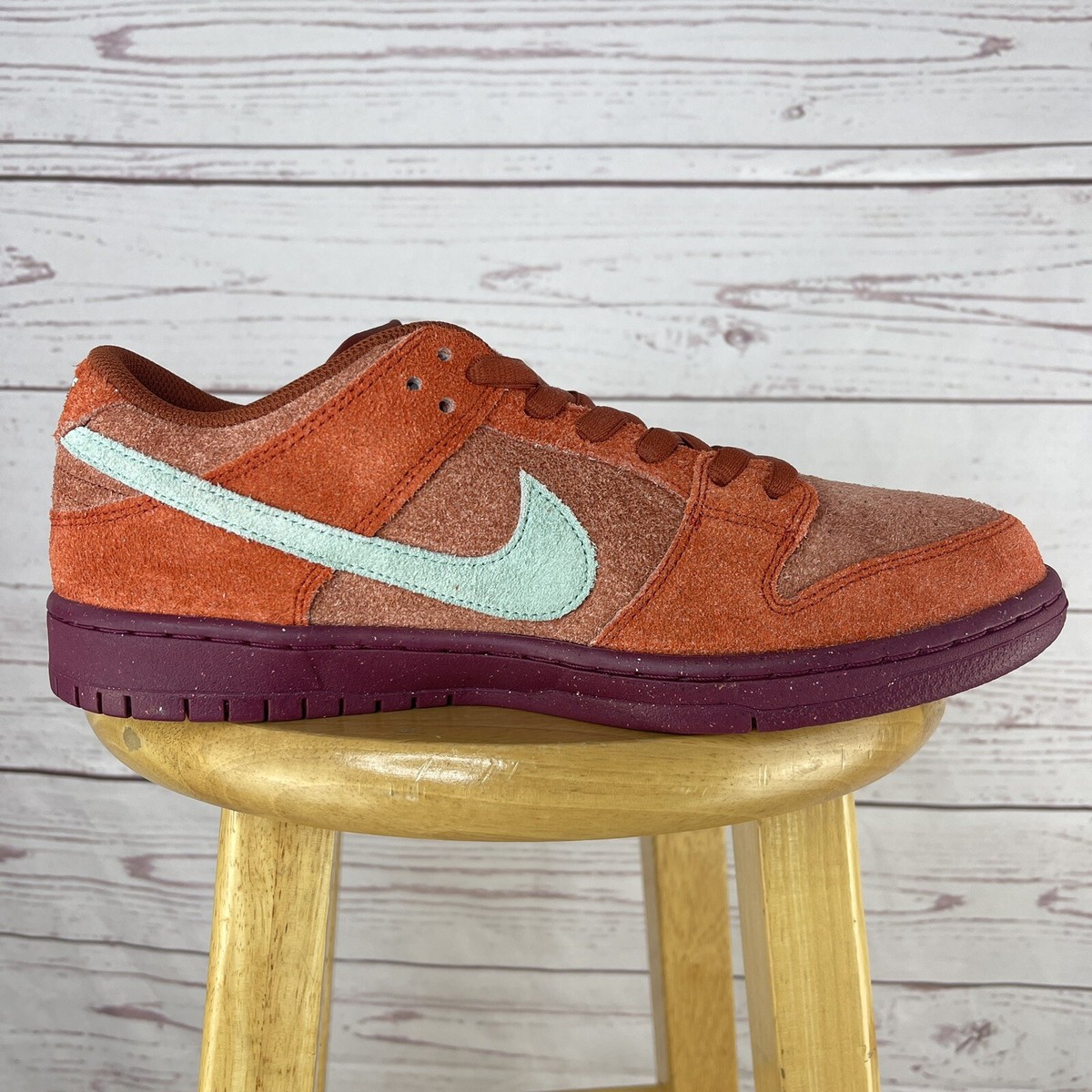 Nike SB Dunk Low Pro PRM Mystic Red DV5429-601 Sneakers Shoes