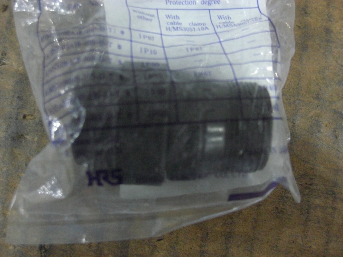 Fanuc Electrical Connector A63L-0001-0648/61810SH, Straight 4