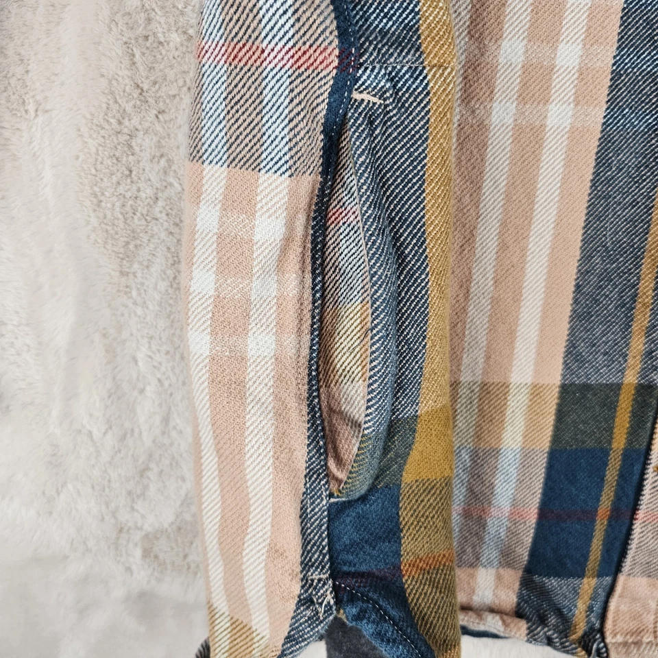 Camisa de franela a cuadros de sarga pesada calce holgado XL Carhartt para mujer Foto 4 de 4