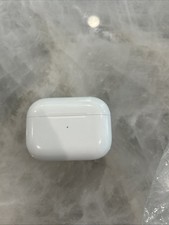 Apple AirPods PRO 2nd Gen. MagSafe Wireless Charging Case A2700 ONLY - EXCELLENT