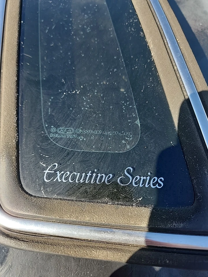 Lincoln Town Car Driver 1990-1997 cuarto izquierdo ventana vidrio serie ejecutiva OEM Foto 2 de 4