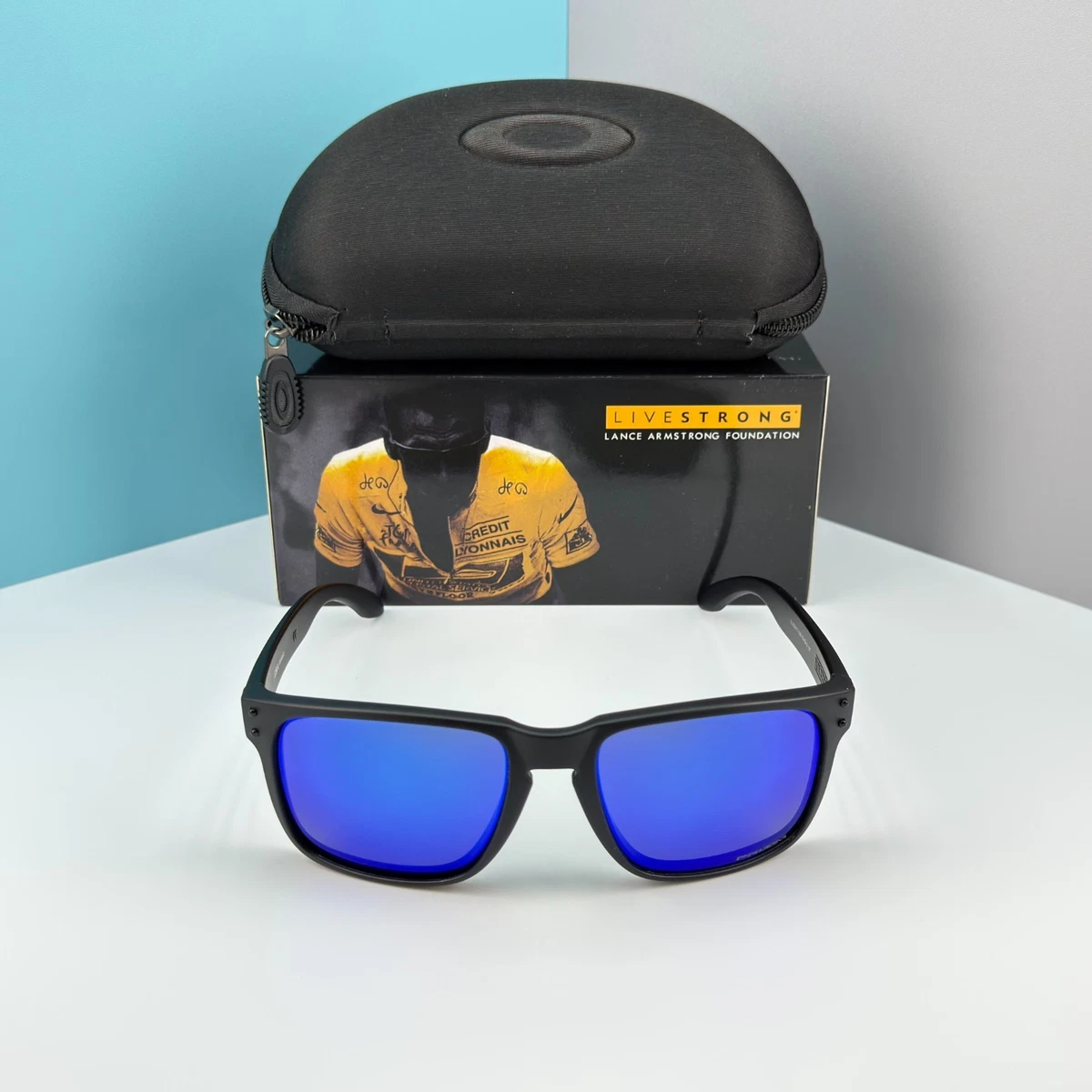 25+ Oakley Blue Mirrored Sunglasses for Men for sale | Updated Oct