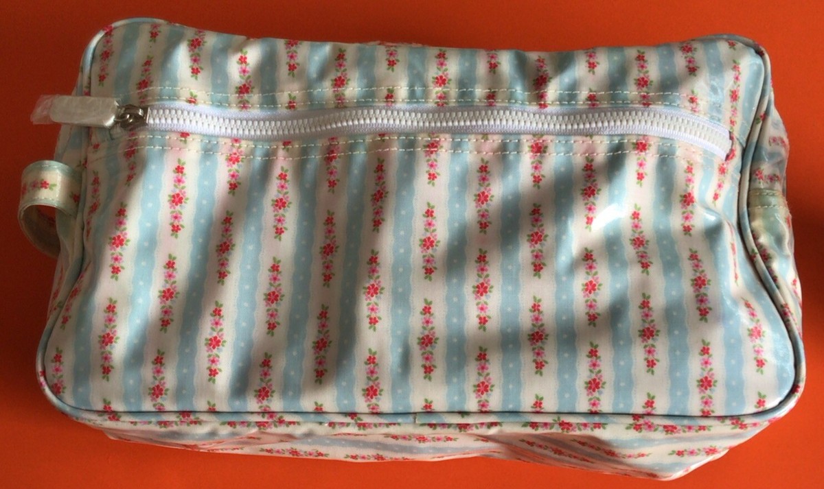 cath kidston travel toiletry bag Wash Bag Vintage Cath Kidston Bags Cath Kidston Vintage Floral Print Oil  Cloth Toiletry Travel Make