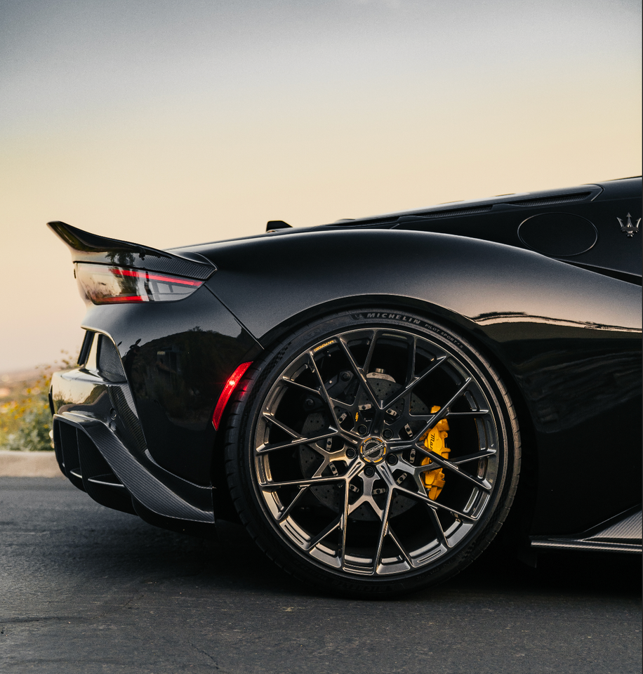 Maserati MC20 Carbon Fiber ARIA Carbon™ Body Kit Front Lip Spoiler ...