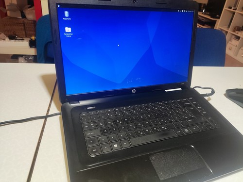 HP 2000 Notebook mit Xubuntu 23.4, braucht neuen Akku