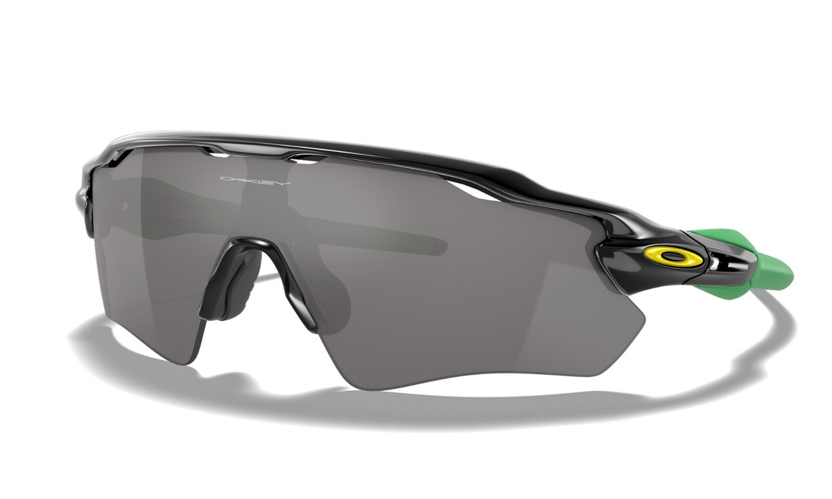オークリー　レーダー　LIVESTRONG Oakley Radar Path Livestrong Lance Armstrong Limited Edition