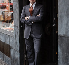 2025 JOS A BANK Signature Gold Gray Multi Stripe Full Suit 42R Wool