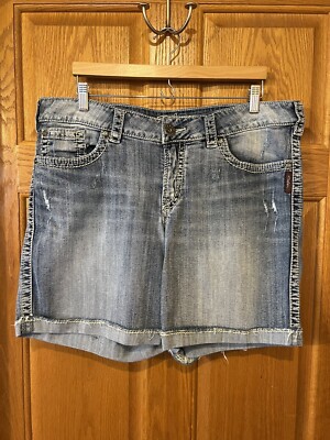 BS41 Silver Jeans McKenzie Denim Shorts Womens Size 18