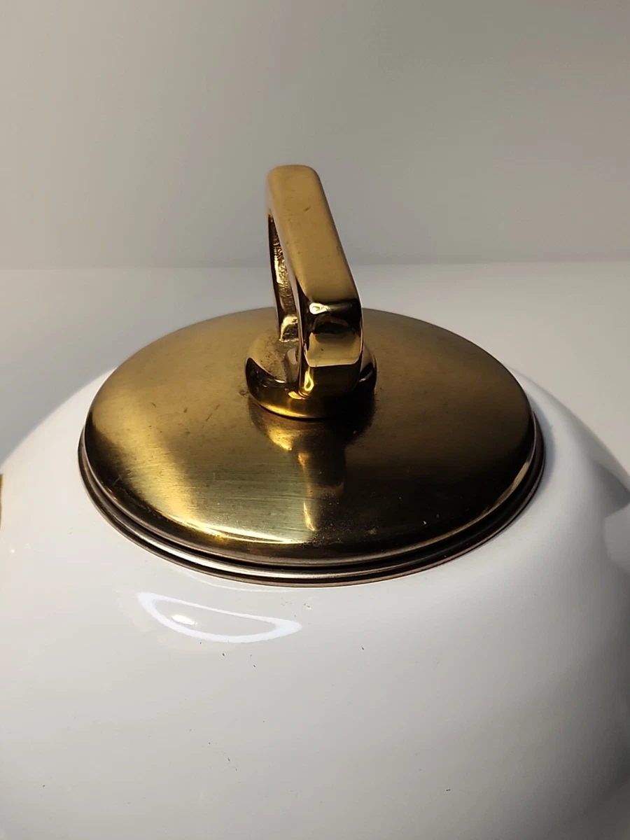 The Brass Teapot Cast