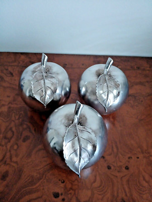WHW Whole House Worlds Crosby Street Apfel, handgefertigt, Silber H. 11 cm