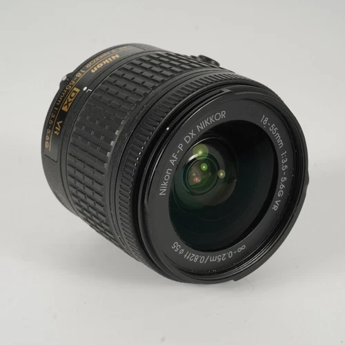 Nikon AF-P 18-55mm f/3.5-5.6G DX VR NIKKOR Zoom Lens - Picture 3 of 5