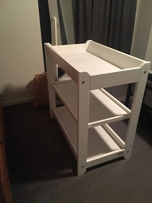 urbane boori change table