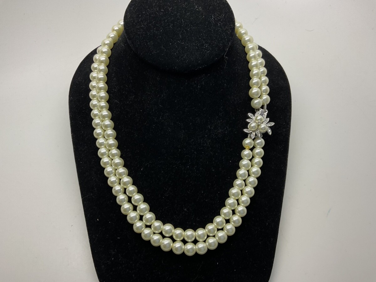 SIGNED BR BANANA REPUBLIC DOUBLE STRAND FAUX PEARL NECKLACE