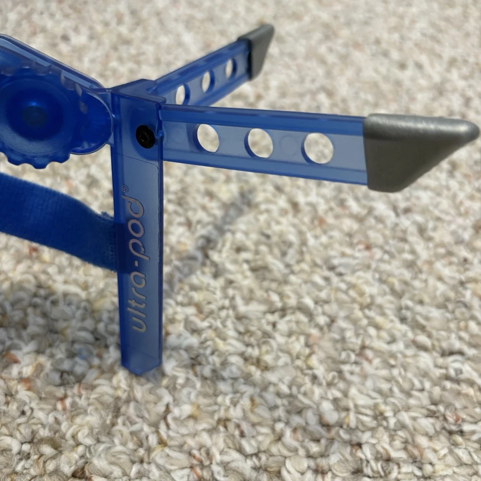 Pedco Ultra Pod Lightweight Camera Tripod - Image 2 of 4