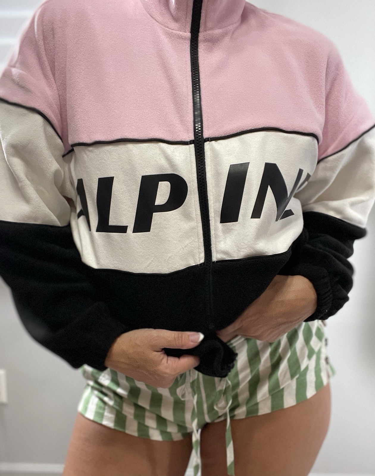 H&M Alpine Fleece Oversized Pink Black Full Zip Jacket XS SKI Snowboard Coat thumbnail 6