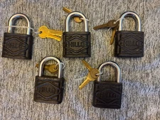 5-  HILLO PADLOCK LOCKS HARDENED STEEL LOOP HEAVYWEIGHT ALL WITH KEYS