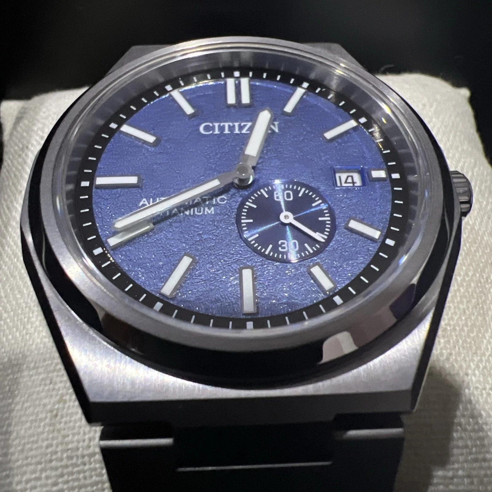 Citizen Zenshin Automatic Blue Dial Men's Watch Titanium 40mm Clean NJ0180-80L