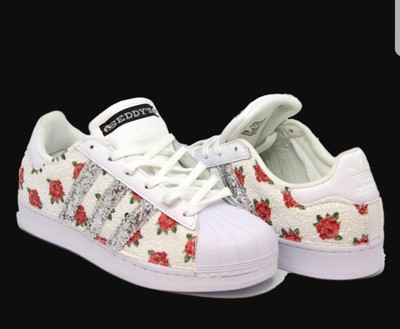 adidas superstar roses