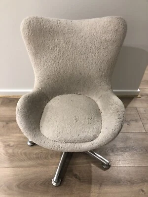 egg chair for kids