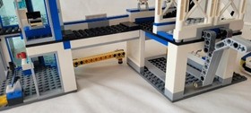 LEGO CITY: Police Station (60141)