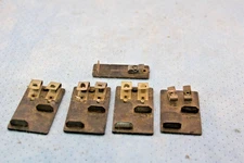 FIVE MARX O GAUGE LOCKONS 4 REGULAR CONNECTORS AND ONE ACCESSORY CONNECTOR