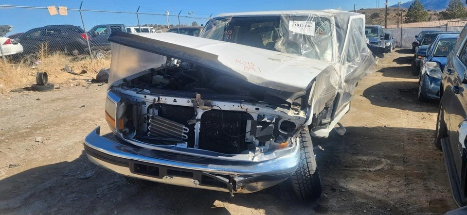 Chassi ECM Cruise Control ID F5PF-12B641-AA Compatível com 95-97 Ford F250 Pickup - Imagem 3 de 4