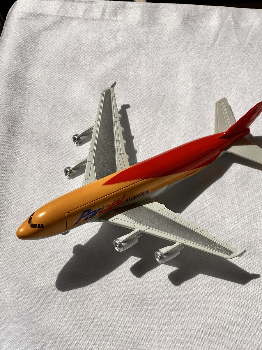 Collectible Cargo Plane Parcel Service Toy Metal Daron