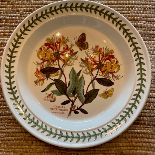 Portmierion Botanic Garden 10.5" Dinner Plate Set of 6 Assorted Motifs Flowers - Picture 8 of 11