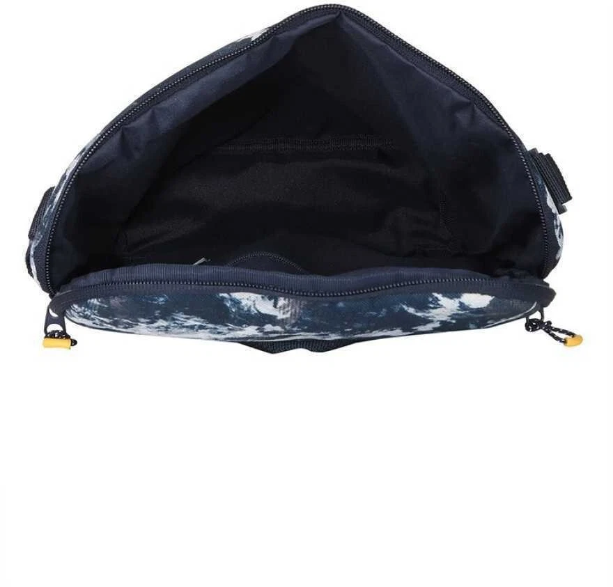 Bolso de hombro portátil Puma Red Bull Racing Formula One Team Lifestyle para hombre Foto 4 de 4