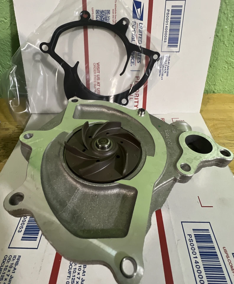 Porsche Engine Water Pump - PIERBURG - 7.31232.02.0 - NEW OEM - Image 2 of 4