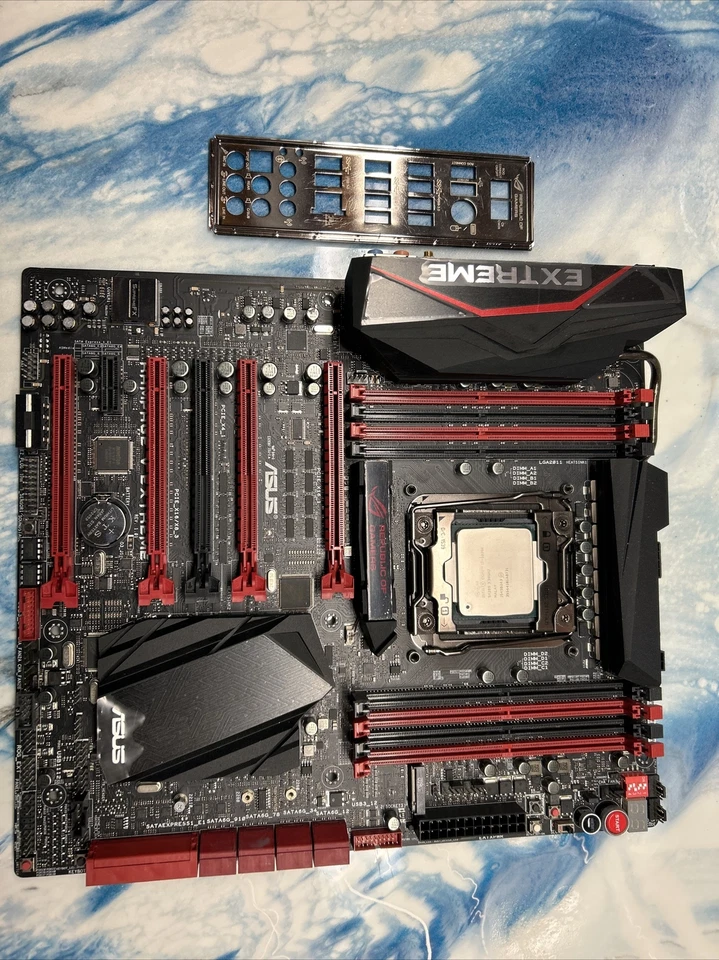 Asus Rampage V Extreme Motherboard + Intel Core i7 5830K 3.3GHZ + Accessories - Image 2 of 4