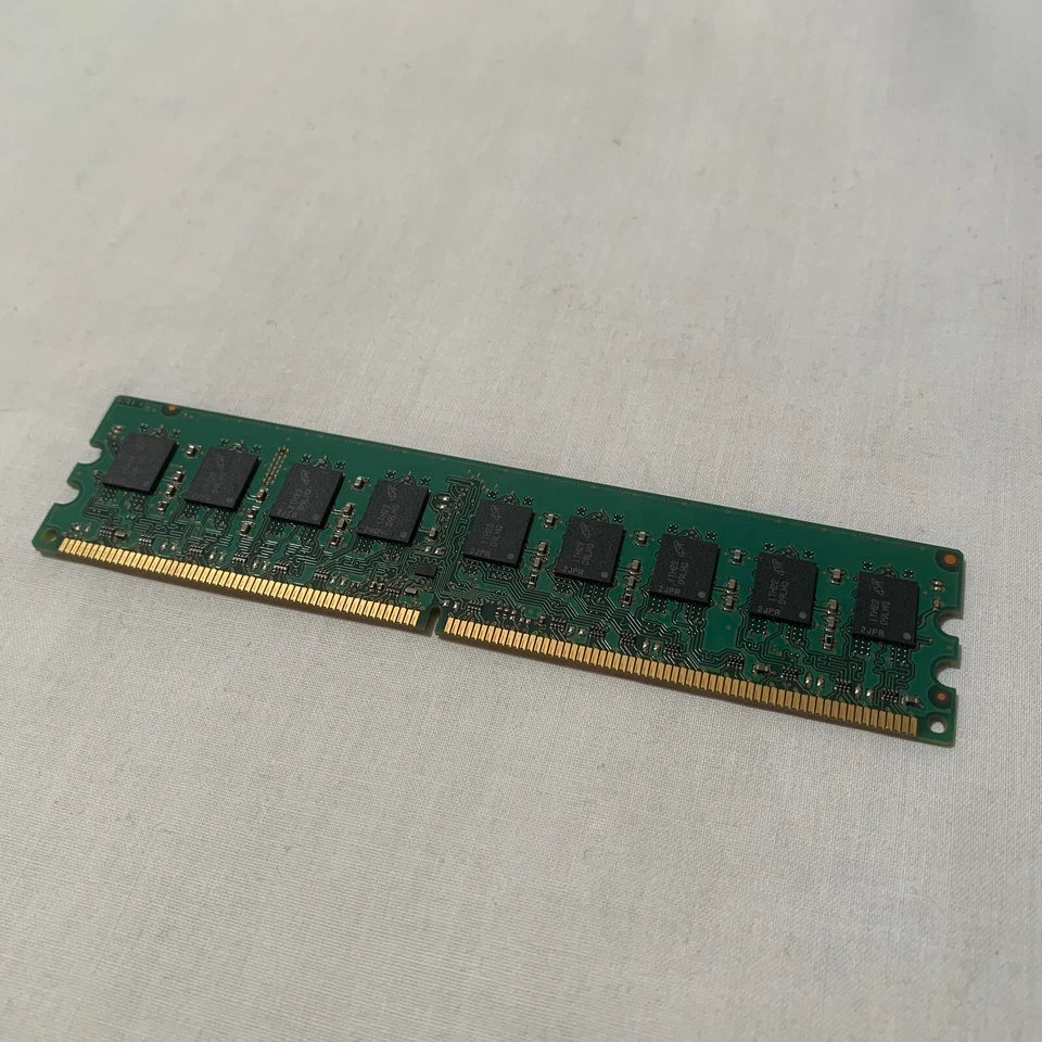 Micron Crucial MT18HTF25672AZ-80EH1 2GB RAM DDR2 PC2-6400E-555-13-G0 ECC Memory - Image 2 of 2