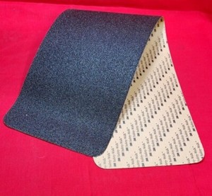 SLIP-RESISTANCE GENERAL PURPOSE TAPES & TREADS, 70-0716-5703-8, 10 STRIPS