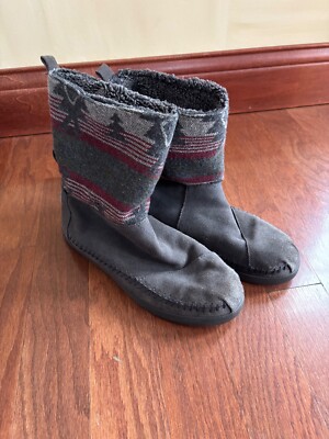 Toms Gray Nepal Aztec Moccasin Fleece Lined Boots Women's Size 11 No strings