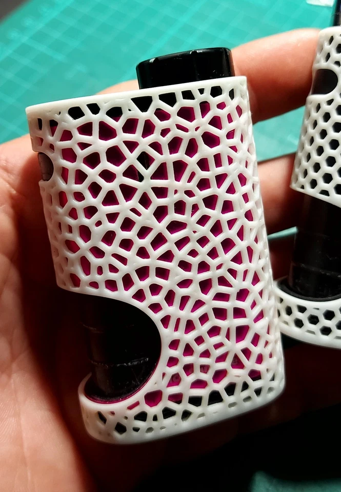 Cover Stampate In Resina 3D Per Pico Squeeze Eleaf - Immagine 3 di 4