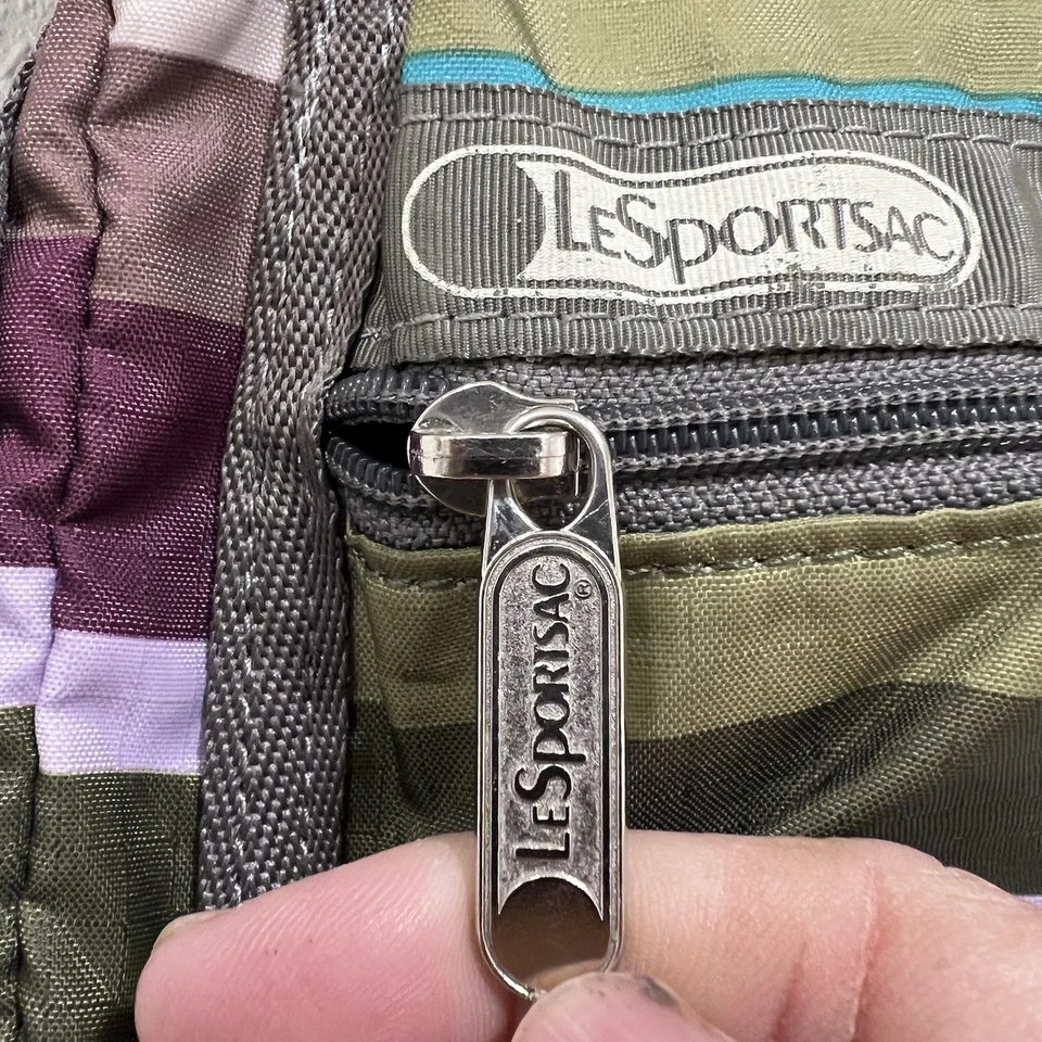 LESPORTSAC Madison 2 молнии через плечо Дамская сумка сумочка сумка фиолетовый мульти полоски EUC - Изображение 3 из 4