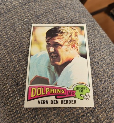 1975 Topps Football Vern Den Herder #404 Miami Dolphins