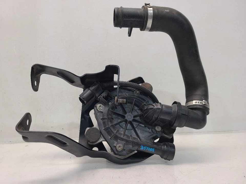 BMW 328XI 2010 (3,0 L/AT/AWD) bomba de inyección de aire n.º de parte: 11727557903 Foto 4 de 4