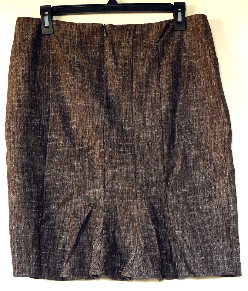 Saia reta Isabella Rodriguez marrom mistura de algodão bainha com babado nas costas 12 - Imagem 2 de 2