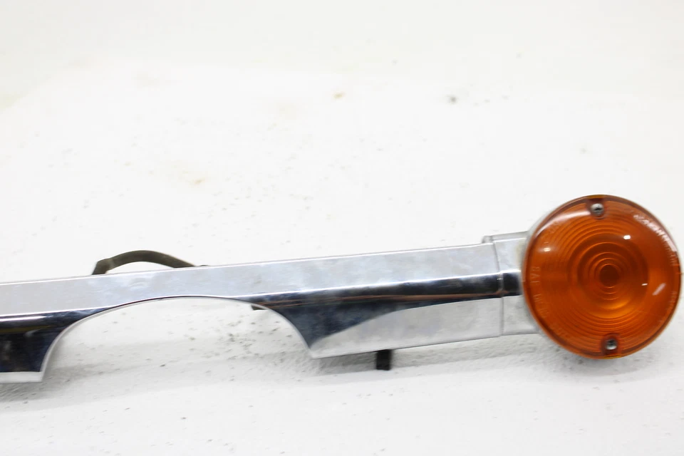 Передняя планка указателя поворота 14-23 Harley Davidson Road King - Изображение 4 из 4