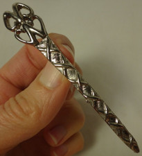 Vintage Scottish Dirk Dagger Pin Brooch Silver Tone Celtic Sword Kilt 3.25"
