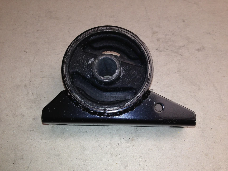 Juego de montaje de motor y transmisión 3 piezas para 95-00 Chrysler Sebring 2,5 L cupé Foto 2 de 4