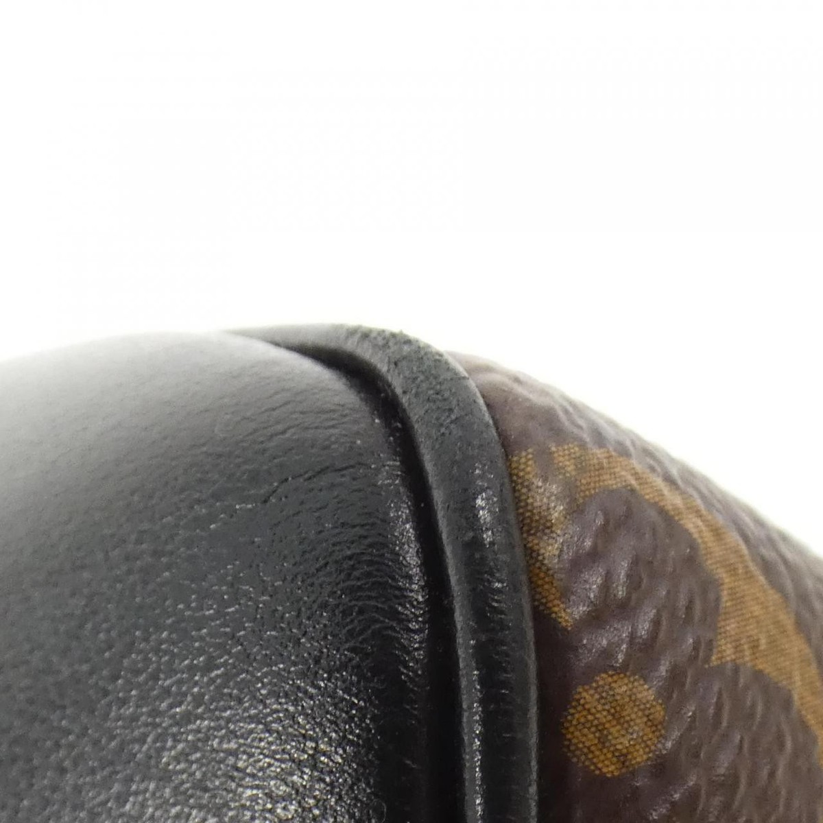 Louis Vuitton Odeon Shoulder Bag MM Brown Canvas for sale Louis Vuitton Odeon Shoulder Bag MM Brown Canvas for sale